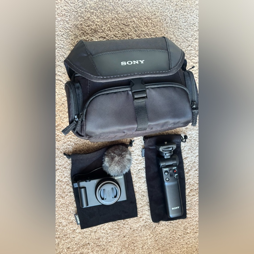 Sony zv1f with Bluetooth remote